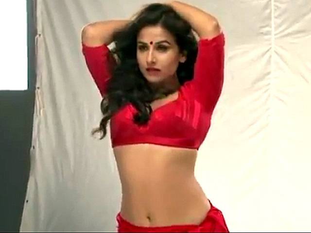vidya balan spicy from movie dirty picture actress pics